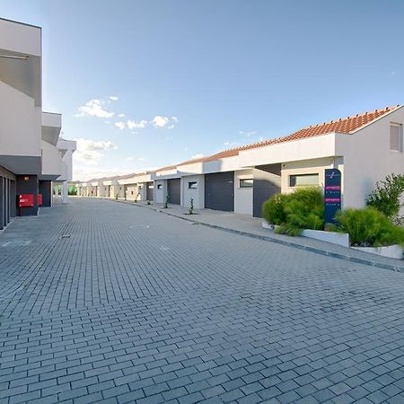 מילהדה Vinyl M Hotel - Adults Only מראה חיצוני תמונה
