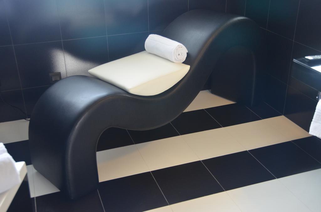 מילהדה Vinyl M Hotel - Adults Only חדר תמונה